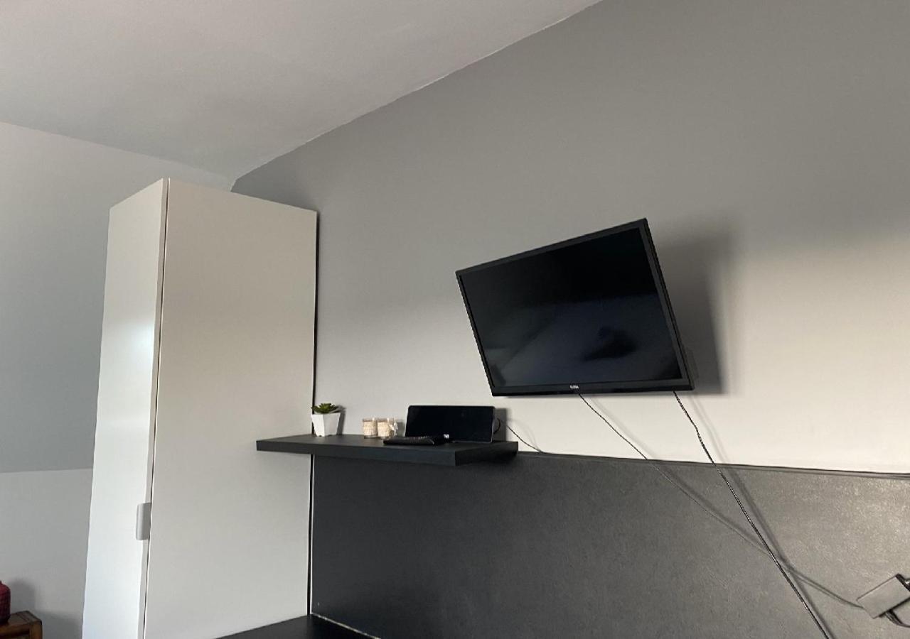 Jolie Studio 10Min Centre Ville Et 300M Quai De Seine Wifi รูออง ภายนอก รูปภาพ